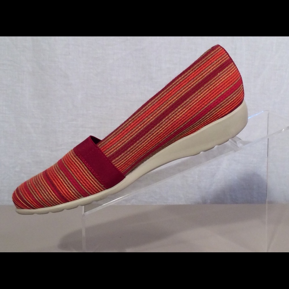 Munro orange cloth flats excellent condition 8M.
